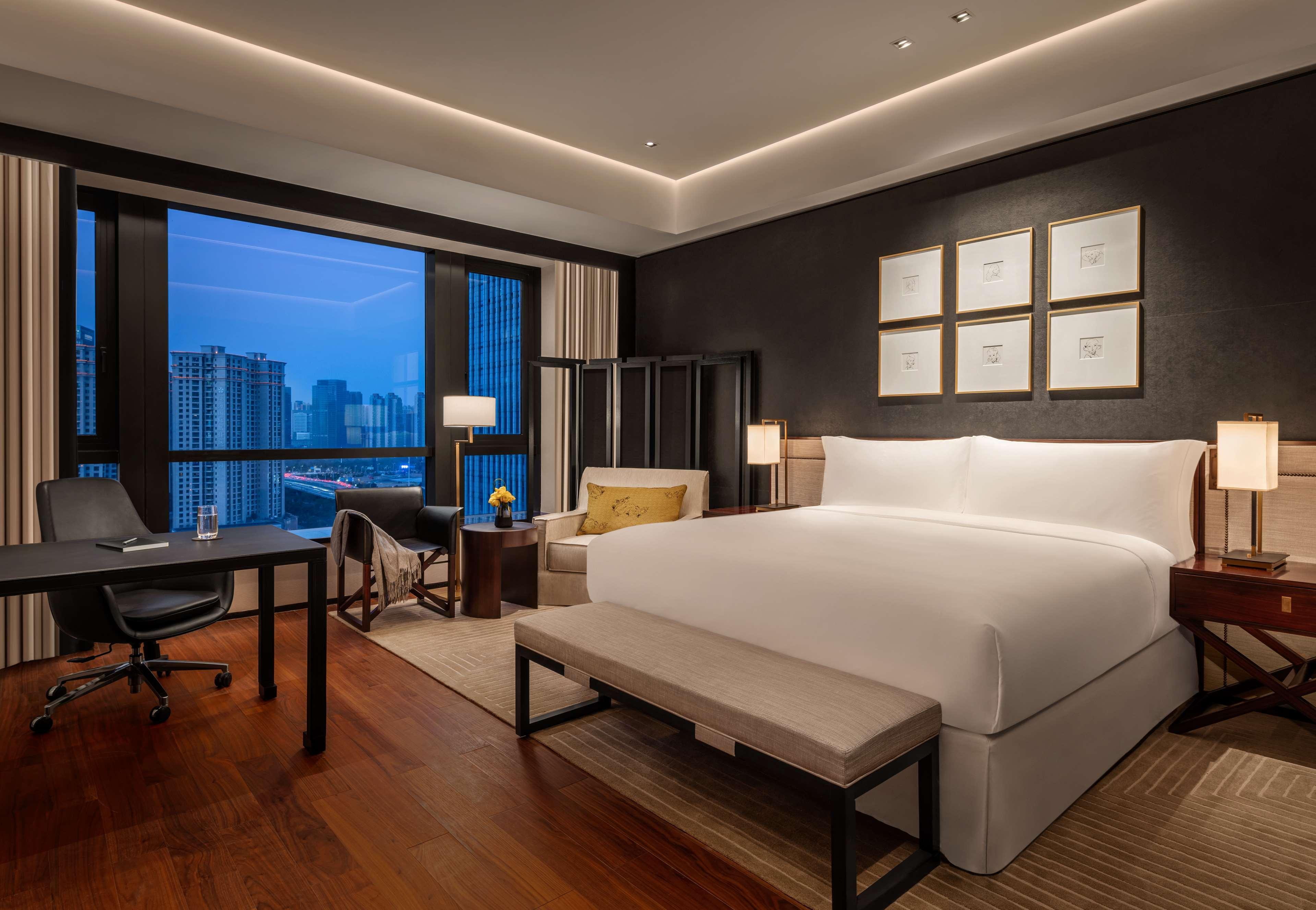 Fairmont 우한 외부 사진