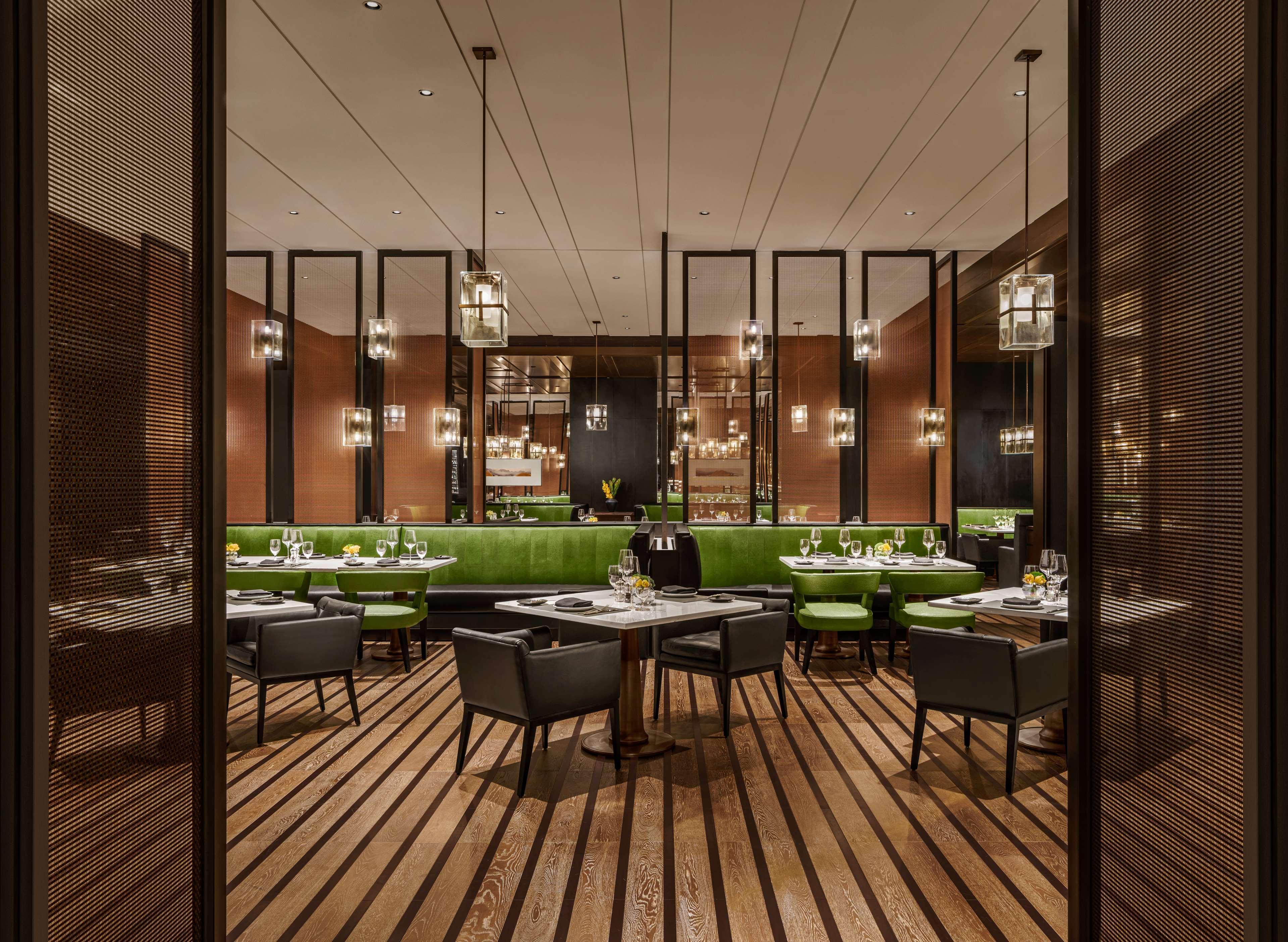 Fairmont 우한 외부 사진