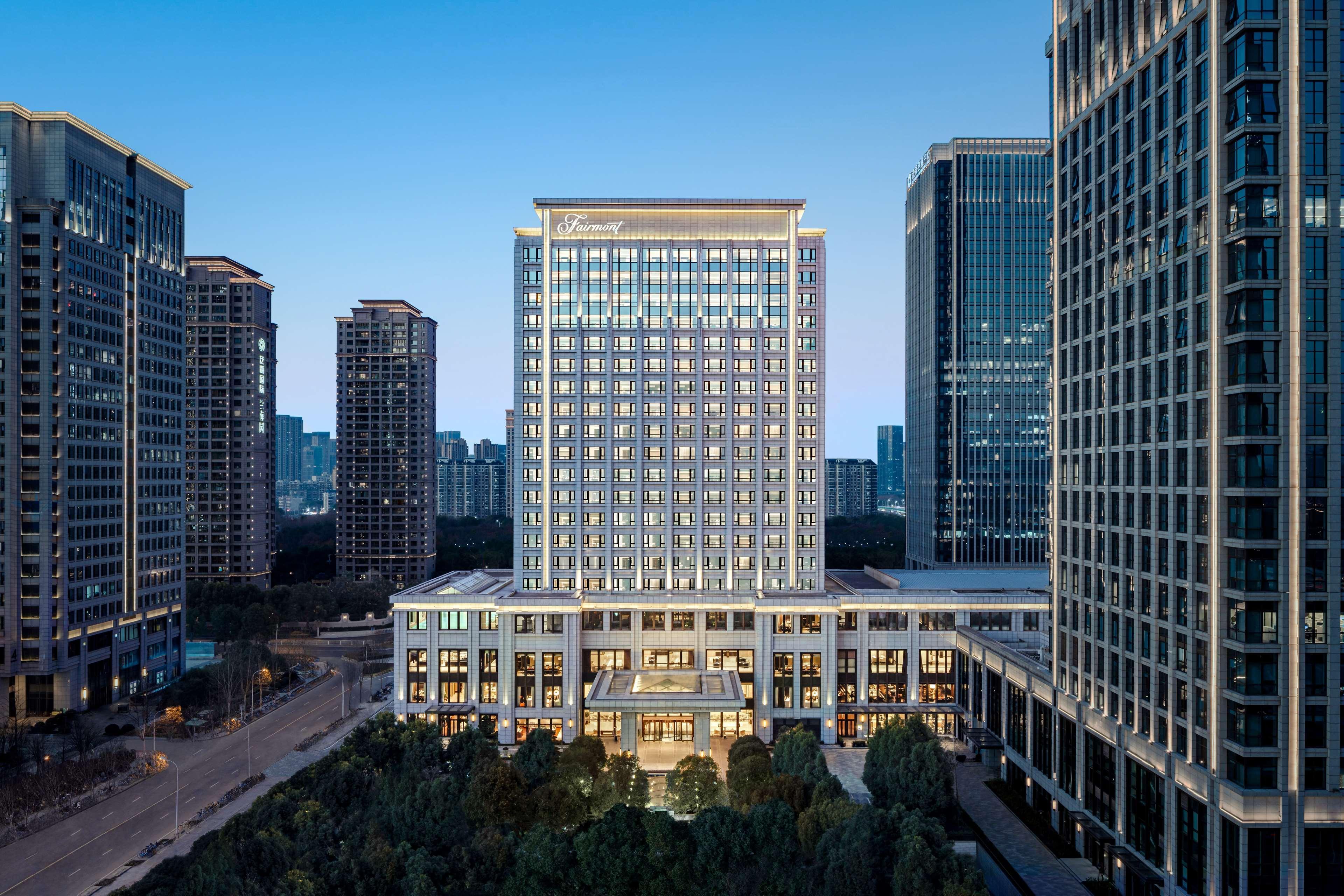 Fairmont 우한 외부 사진