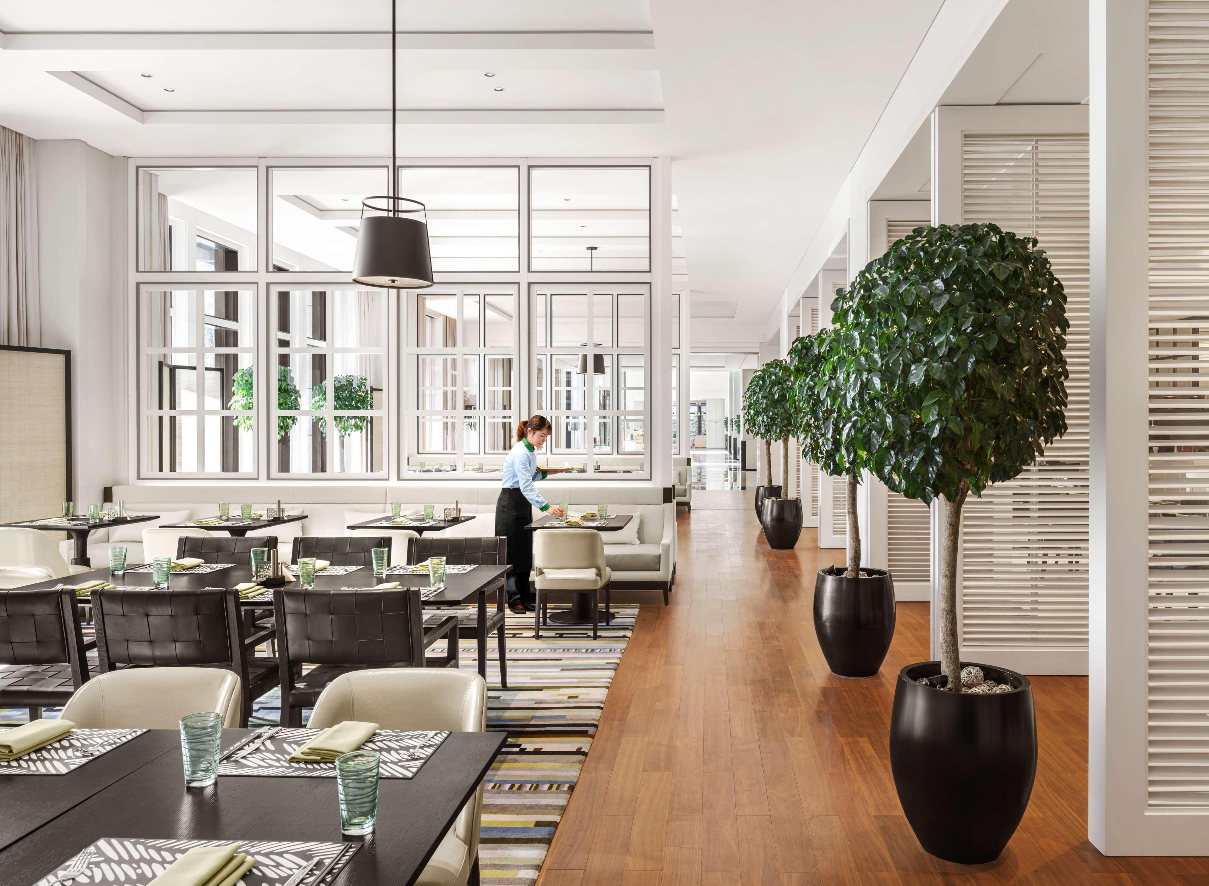 Fairmont 우한 외부 사진